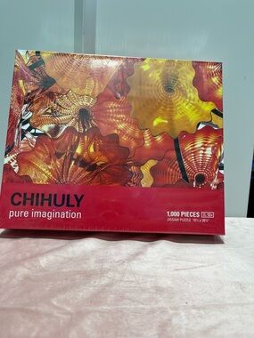 CHIHULY 'Pure Imagination' 1000-Piece Jigsaw Puzzle - Red & Gold Floral Art